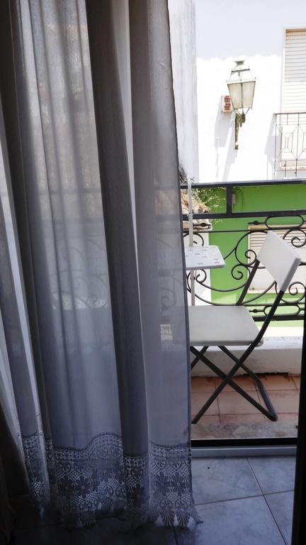 Casa Amarela Guesthouse Lagos Phòng bức ảnh