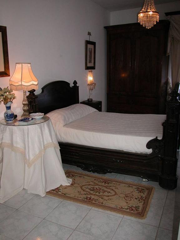 Casa Amarela Guesthouse Lagos Phòng bức ảnh